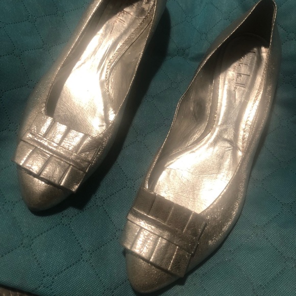 Nicole Miller dress flats - Picture 1 of 3
